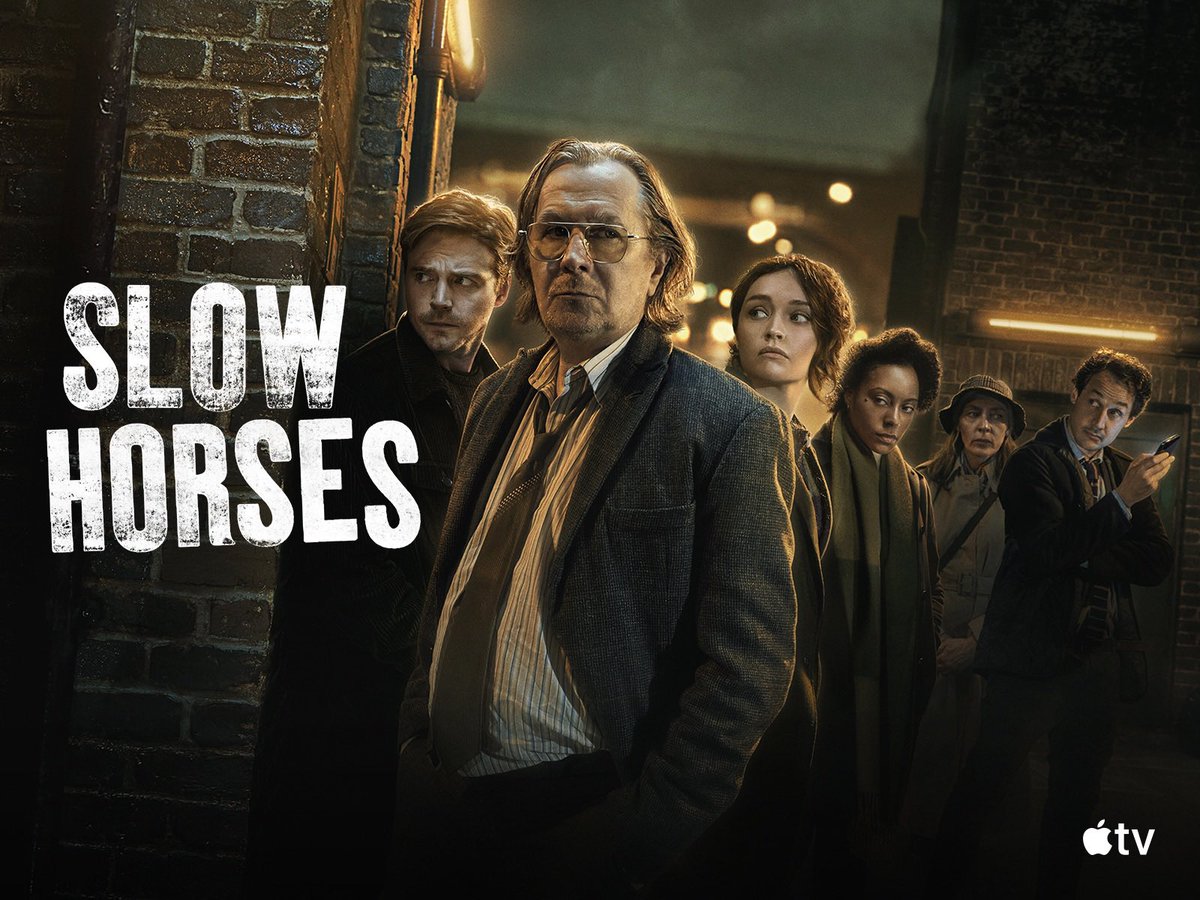 santiagosmoak's tweet image. apple tv truly has some of the best original shows right now