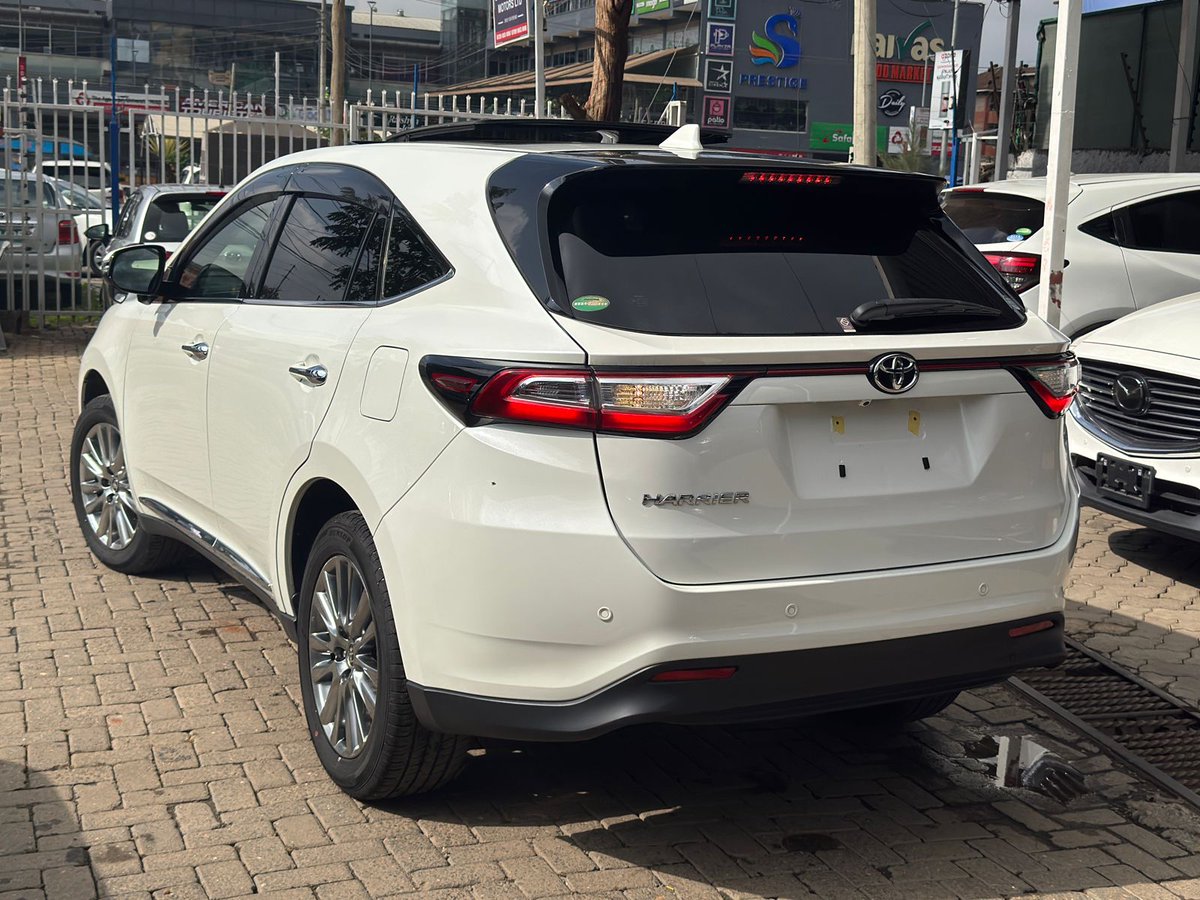 Sigra Motors tweet media