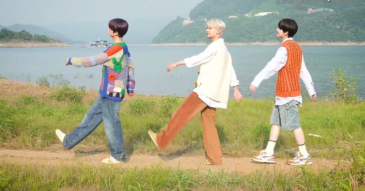 enhatoop tweet media