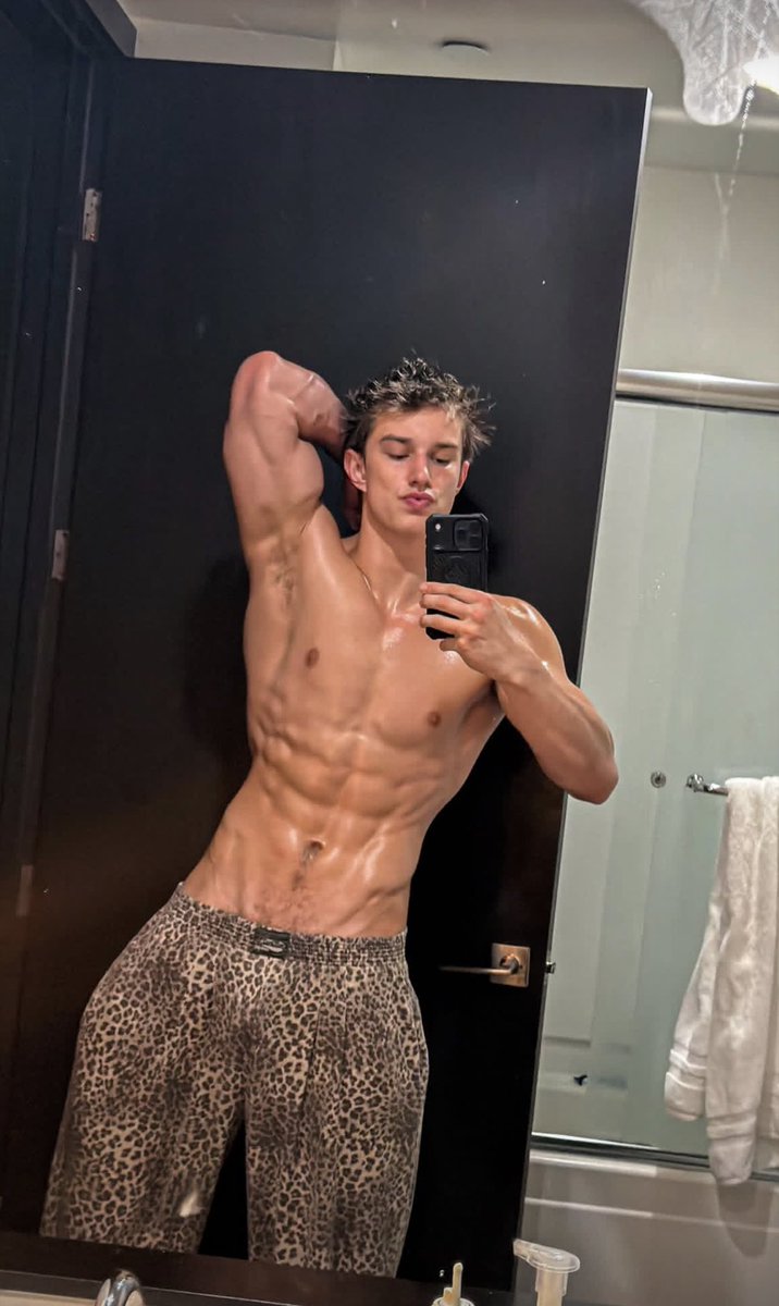 Gavin Croghan tweet media