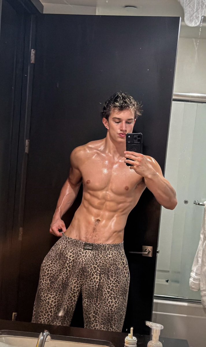 Gavin Croghan tweet media