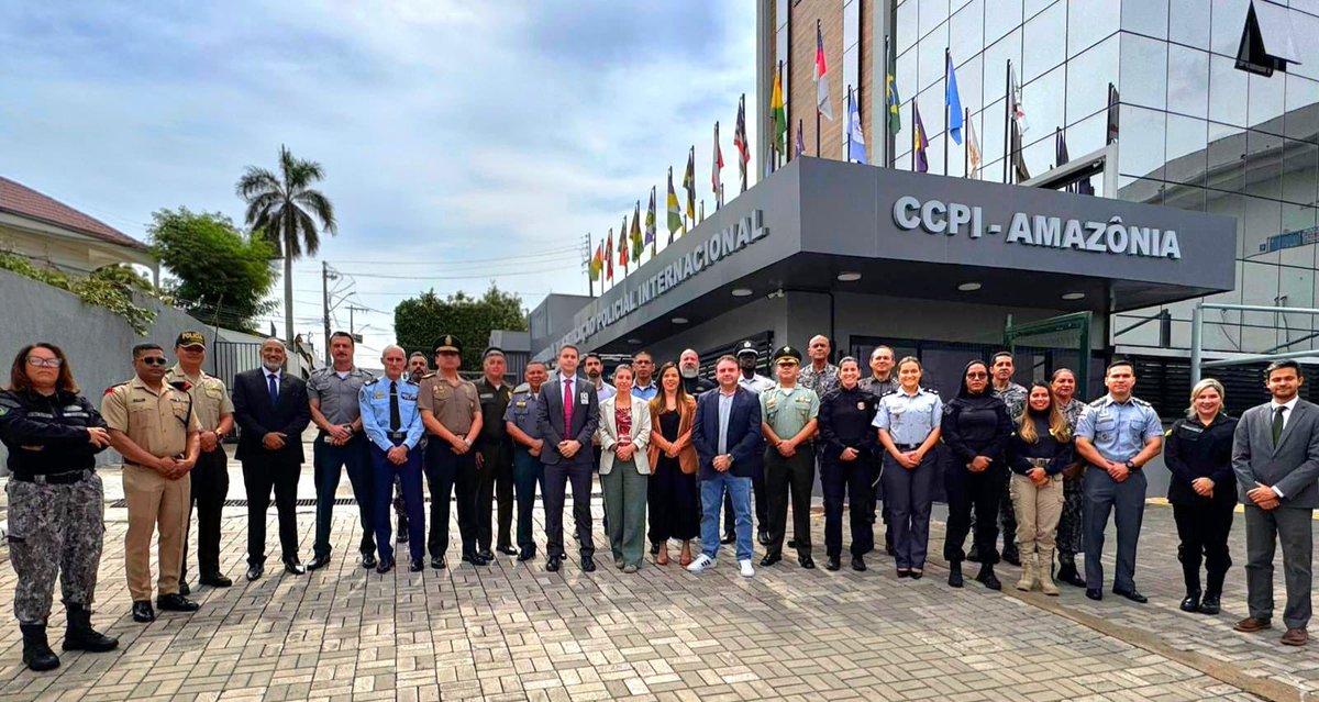 MarzianaTn's tweet photo. Manaus🇧🇷Treinamento para agentes CCPI Amazônia sobre NPS, opioides, substâncias relacionadas, combate ao tráfico, por meio das ferramentas #INCB. CCPI agora pode beneficiar das análises, compartilhamento de info, ferramentas investigativas do @INCB_GRIDS. Obrigada INL pelo apoio https://t.co/jLXgZcaHx0