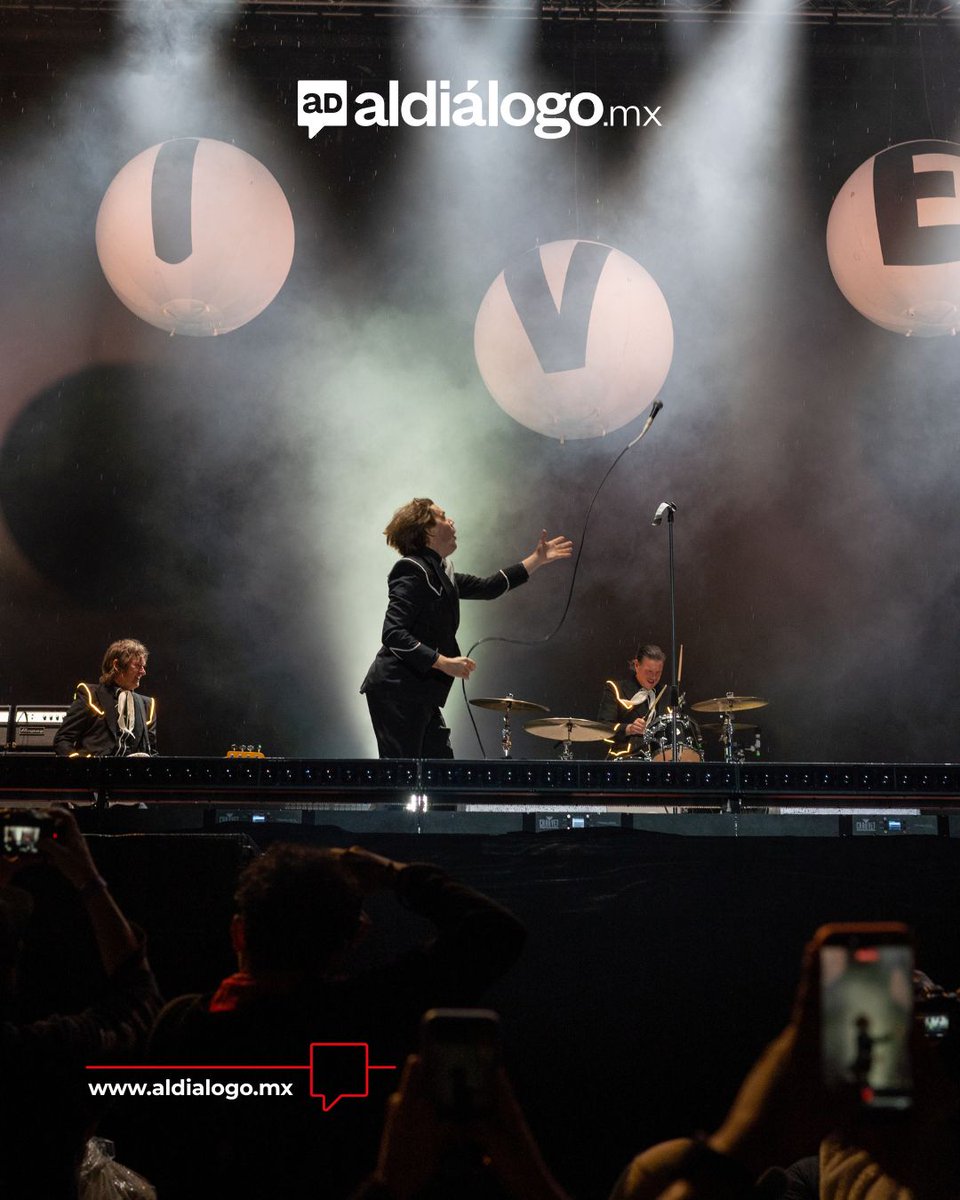 ADQueretaro's tweet photo. Las y los artistas que se presentaron en el escenario del #FestivalCity cautivaron al público de #Querétaro y brindaron un día lleno de música, energía y la mejor #vibra✨🤘🎸

📸: Joaquín M. Lee https://t.co/ozu6MB78ts