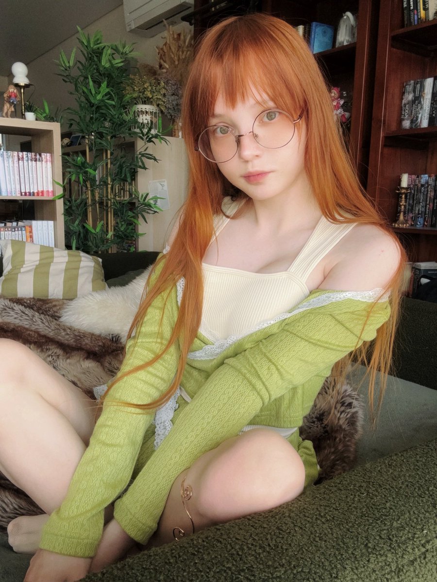 Alisa Leafy tweet media