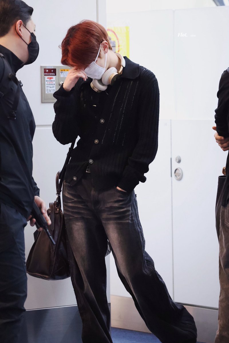 긍옂303 tweet media