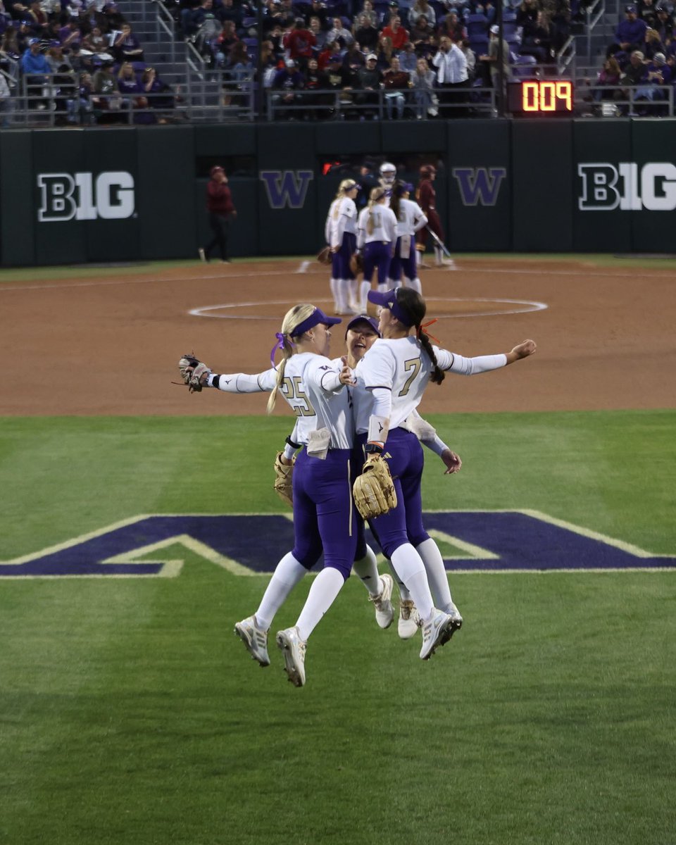 Washington Athletics tweet media