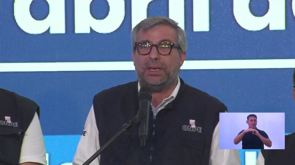 Roger García tweet media