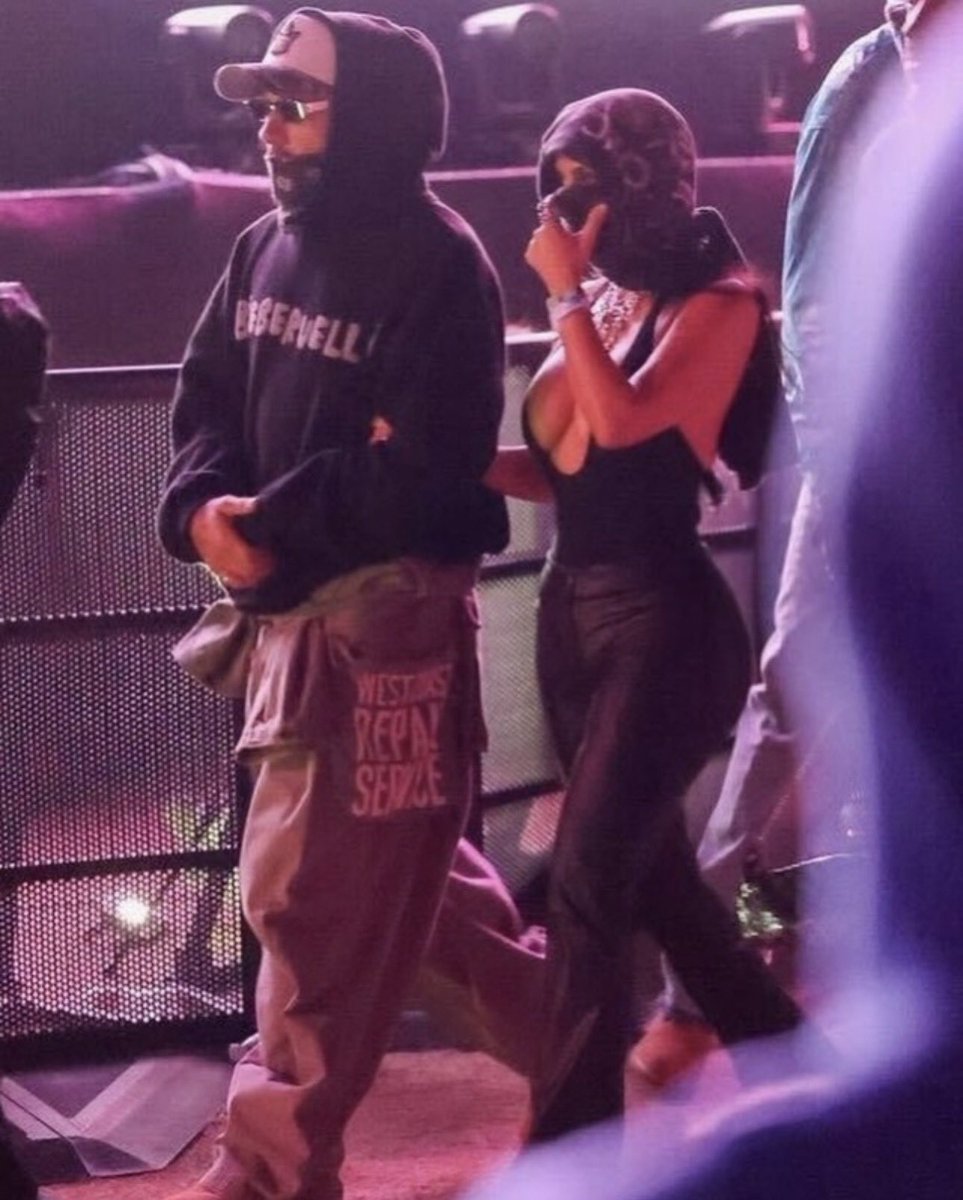 Justin Bieber Charts tweet media