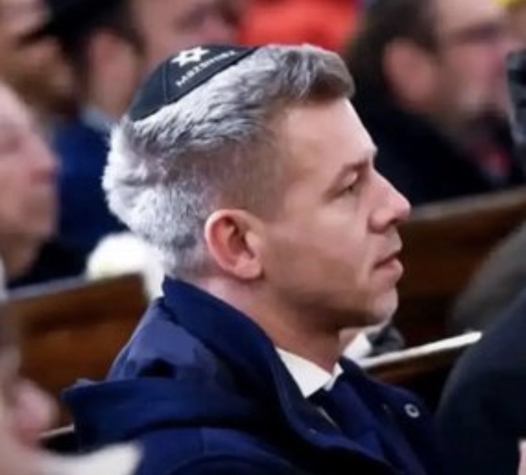 Kaguya’s Top Gal tweet media