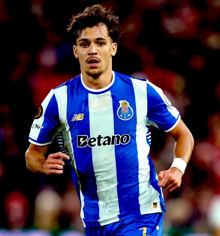 O Zé do Boné tweet media