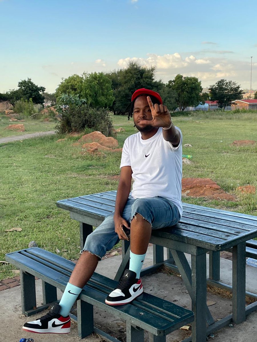 SetsuTroy's tweet photo. Niggas tryna play me huh,
#MONSTER 👹 https://t.co/CJ6mK0LSdM