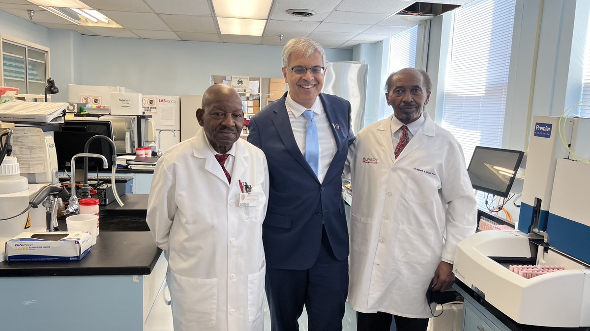 Immunoplayers's tweet photo. Addresses from @UN Rector Prof. @tmarwala &amp; @NIH Director @DrJBhattacharya @MeharryMedical College’s sesquicentennial research celebrations point to a future of health grounded in reproducible science, innovation &amp; trust-centered AI-enabled partnerships open to talent everywhere. https://t.co/SLLKTv5gCD