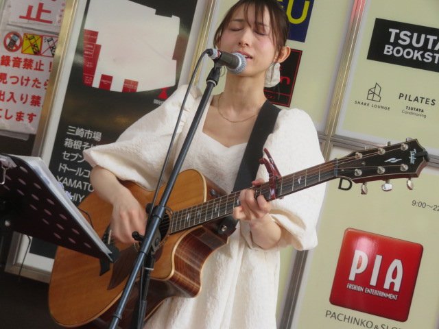 sutaboabc's tweet photo. 4/12 川崎銀座街バスカーLIVE
3ヶ月ぶりくらいかな。
#ayakaLABO 様 @ayakaLABO https://t.co/QzbyjU3LLm