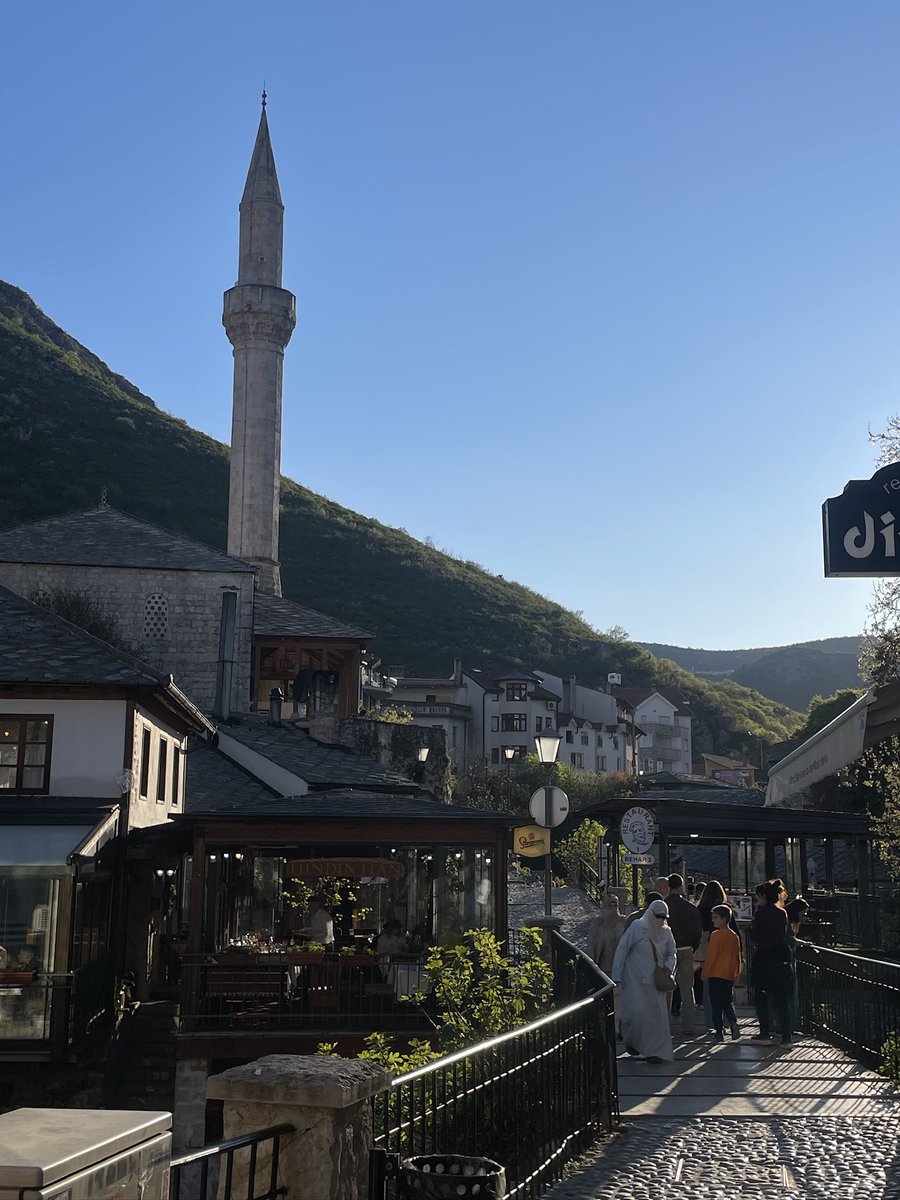 علاوي tweet media