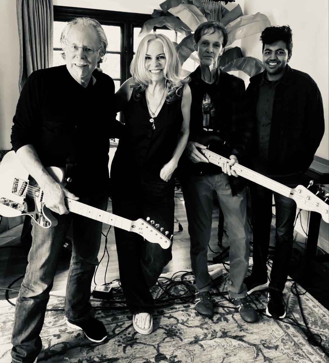 Vonda Shepard tweet media