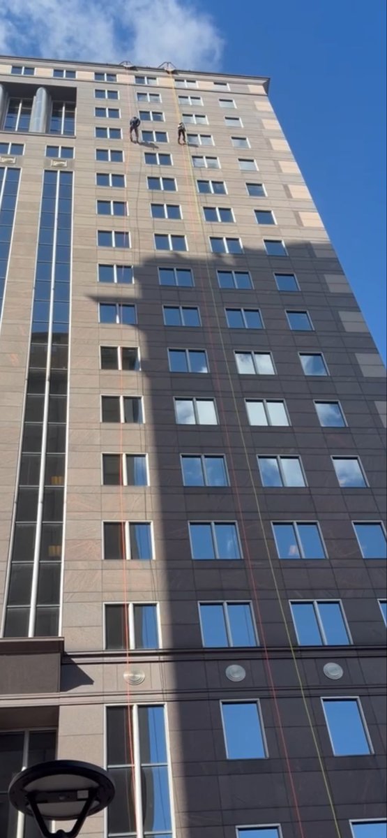 KimSternPA's tweet photo. Never thought in a million years I would ever repel down the side of a city building Downtown Pittsburgh! 

But I did! Overcoming a HUGE fear and going Over the Edge to benefit the BIGS in BLUE organization.  (Big Brothers and Big Sisters) 💙💙💙

#Stern2026 #makeconservativescuteagain #makeconservativesbadassagain