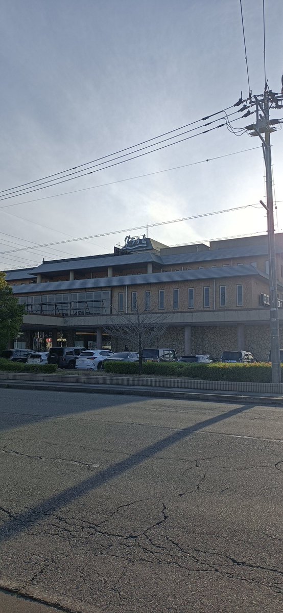 コロコロさん tweet media