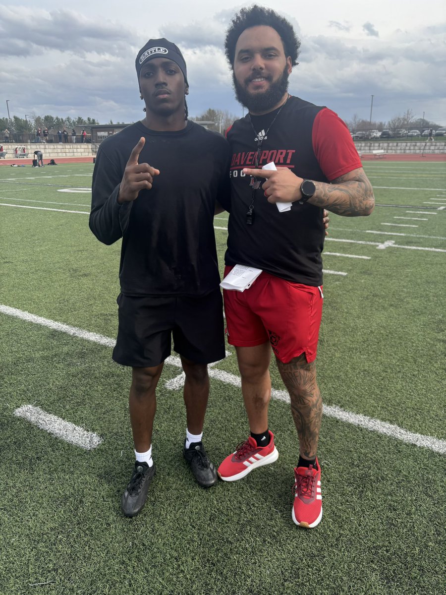 geontemorris1's tweet photo. After a Great Camp Opportunity, I am Truly Blessed to Have Received My First Offer From Davenport University! All Glory & Praise to God! I Want to Thank @CoachJMcGowan and Davenport Staff as Well! #AllGlorytoGod @alex_pallone @calvintip87 @Kevin_7Rogers @_treydeuce_ @Darrell_Quijuan @MIexposure