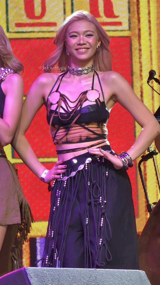 GRABE NA ANG AFAM NA MAY PINK NA BUHOK FOR TODAY 😭