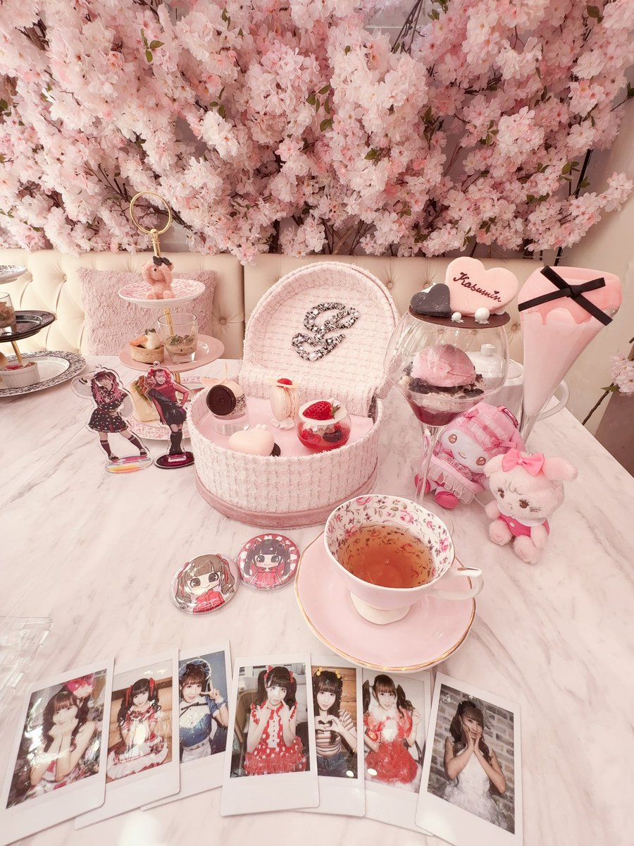 _ml9uy39's tweet photo. 🎀𝐇𝐚𝐩𝐩𝐲 𝐁𝐢𝐫𝐭𝐡𝐝𝐚𝐲🎀

かっちゃんにとって素敵な一年に

なりますよーに！！🩷

❥ #かすみん族    ALT⬇️♡ https://t.co/S6zlRtWxEN