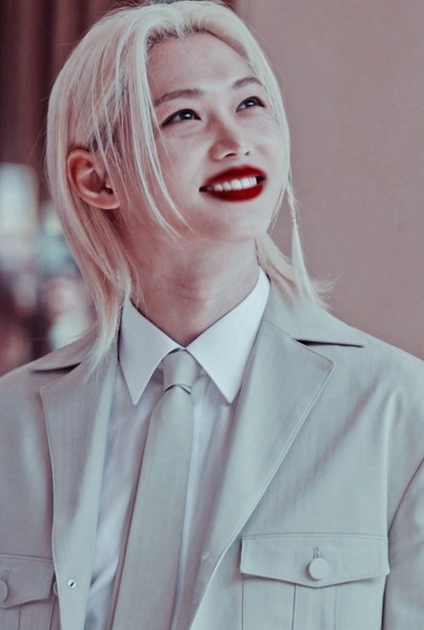 왕세자 —— 𝓞𝙻͡𝙸͜𝚅𝑬 tweet media