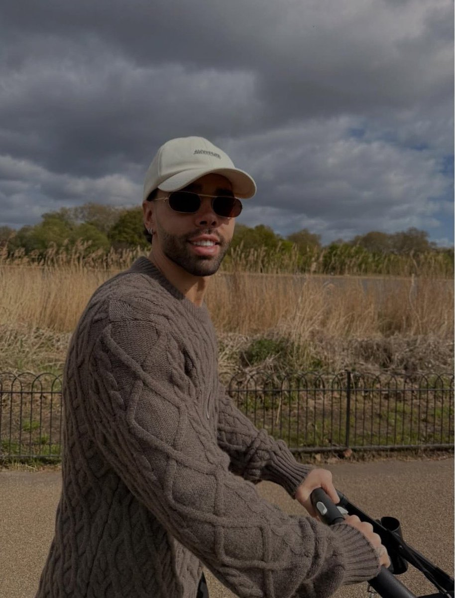 Gooner Chris tweet media