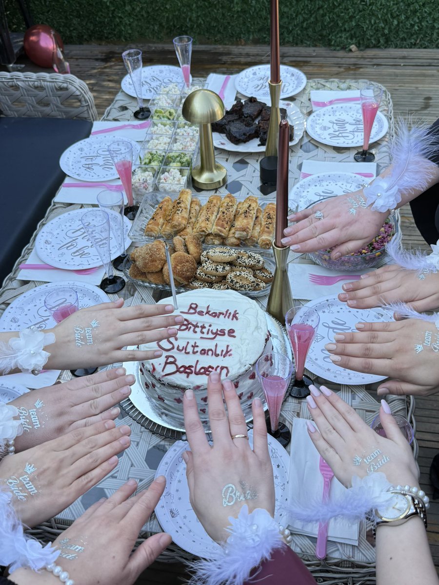 Çisem Saydut tweet media