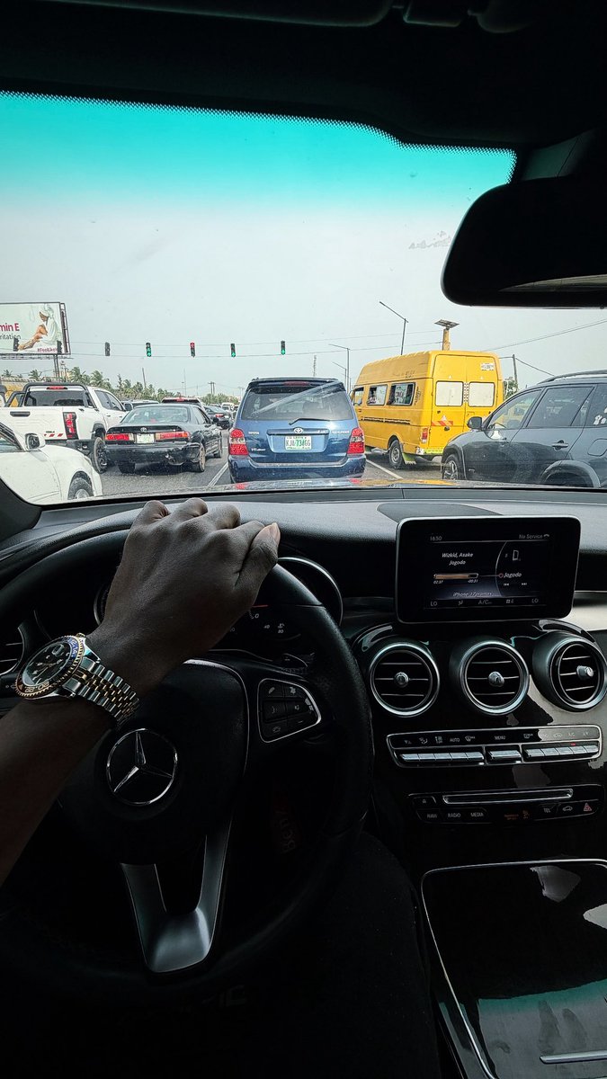 Tobi🧡 tweet media