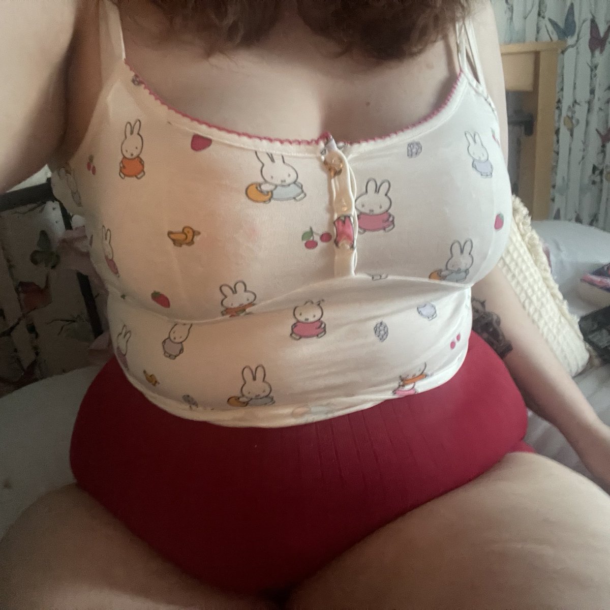 annayourvixen's tweet photo. So, no new lingerie because fuel protests and I couldn’t get to the city centre but here I am in my new pyjamas https://t.co/hPbb1p5v2x