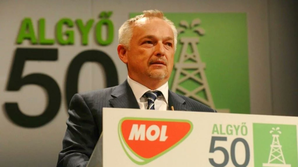 GlobalPatriaX's tweet photo. @AndrejPlenkovic @magyarpeterMP We hope that the new democratic government of Hungary will extradite Zsolt Hernádi to Croatia, president of MOL and close associate of the corrupt Orban regime, a criminal convicted of corruption and fugitive from Croatian justice. 🇭🇷🇭🇺🇪🇺
#Croatia #Hrvatska #Hungary #JANAF #MOL https://t.co/nD4dqUp2MB