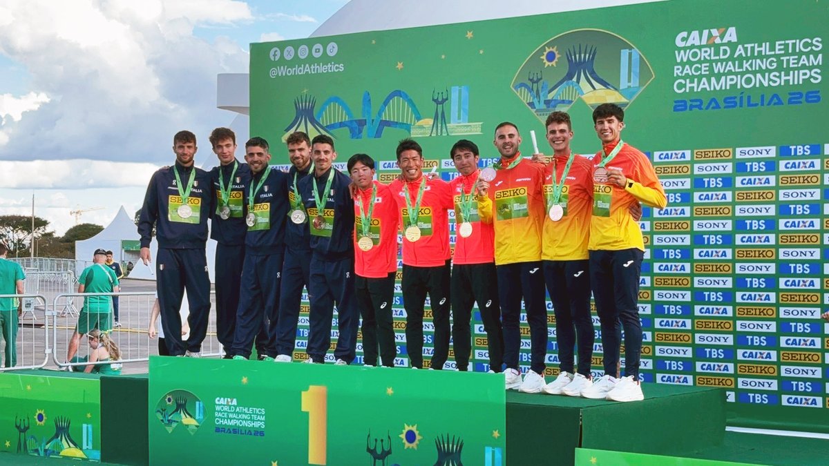jaaf_official's tweet photo. ／
【#世界チーム競歩 @ブラジル🇧🇷】
✨表彰式✨
＼

✨男子マラソン競歩・団体✨
1位🥇日本🇯🇵
2位🥈イタリア
3位🥉スペイン

＜🇯🇵個人成績＞
🇯🇵1位🥇#勝木隼人（自衛隊体育学校）3時間04分58秒
🇯🇵3位🥉#岩井和也（自衛隊体育学校）3時間06分03秒
🇯🇵9位 #石田昴（自衛隊体育学校）3時間10分34秒

おめでとうございます🙌
応援ありがとうございました🙌

✅大会ページ
https://t.co/W9FiiI9vxe
#競歩 #Racewalking