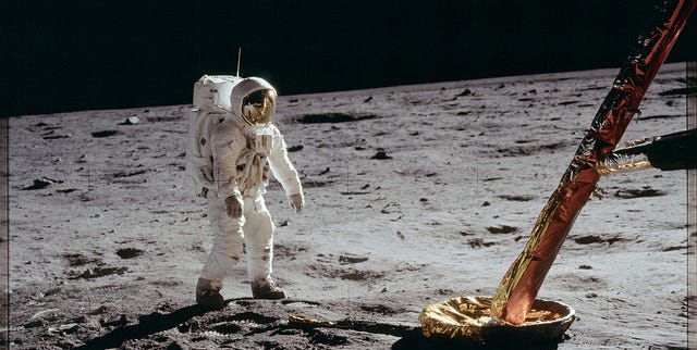 Saganism tweet media