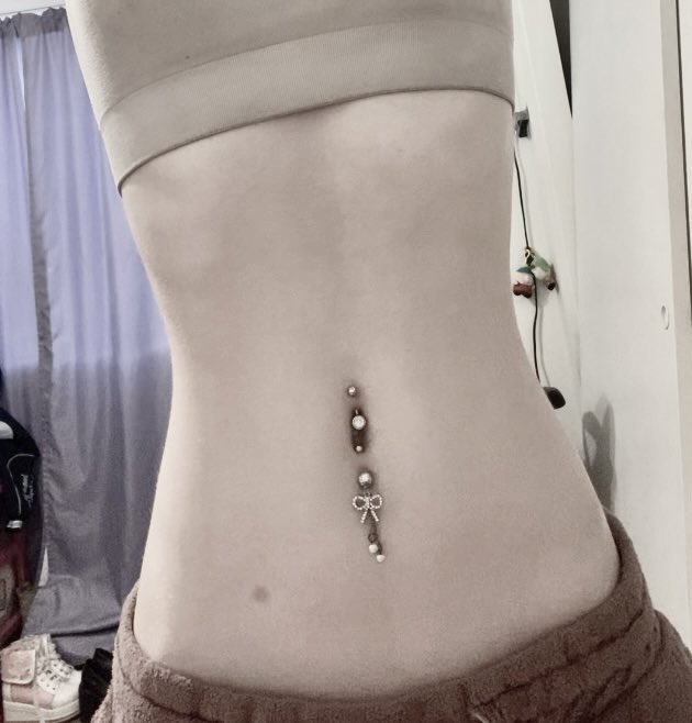 angelica tweet media