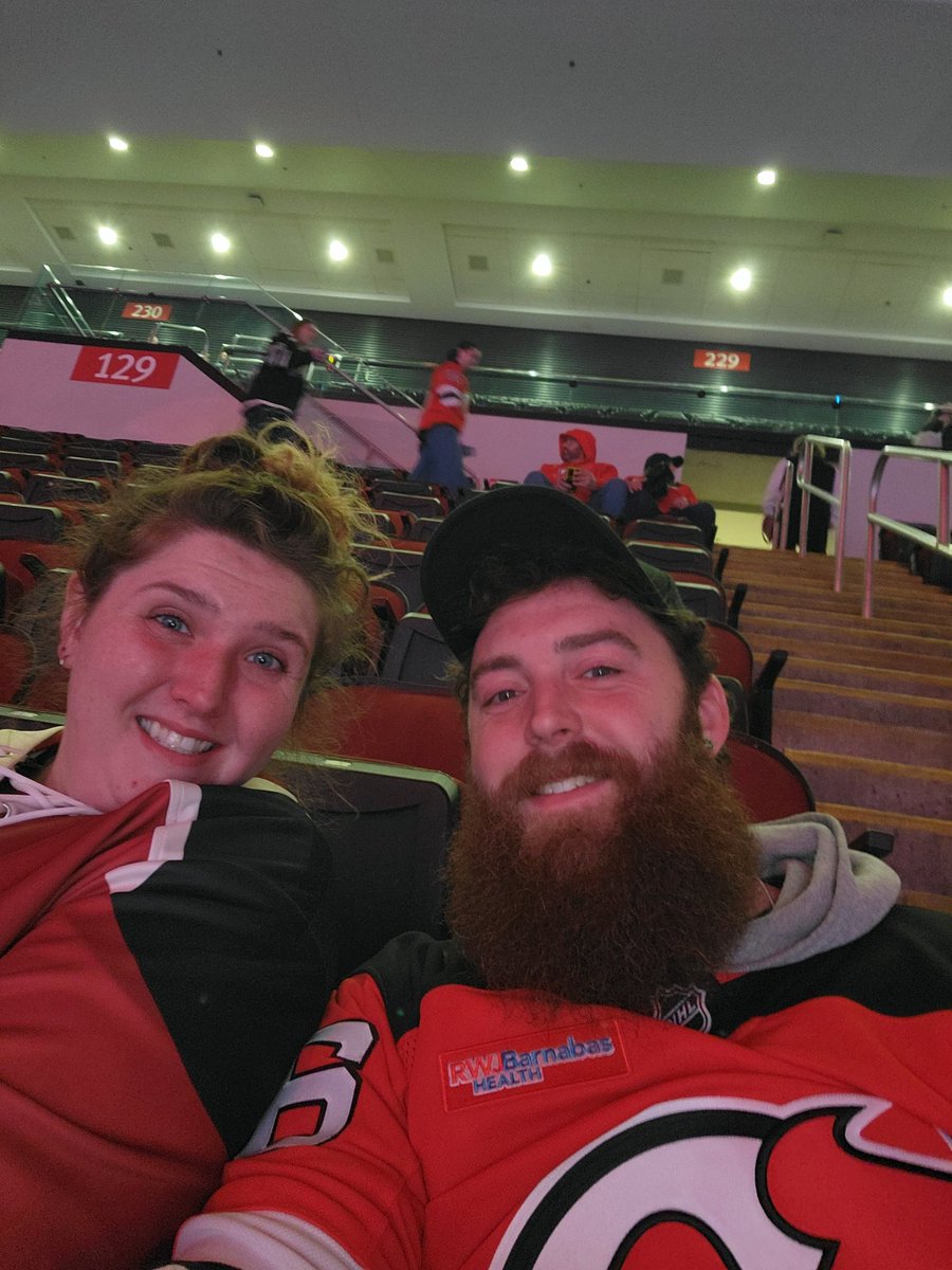 gummball2891's tweet image. 4 hour drive later... in section 129! LETS GO DEVILS #NJD #prudentialcenter #newjerseydevils