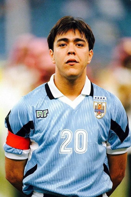 The Extreme Football Enthusiast tweet media