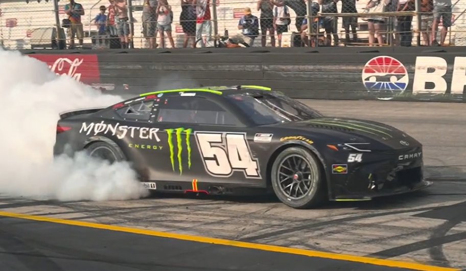 A Random Cookie (24JAEC48) tweet media