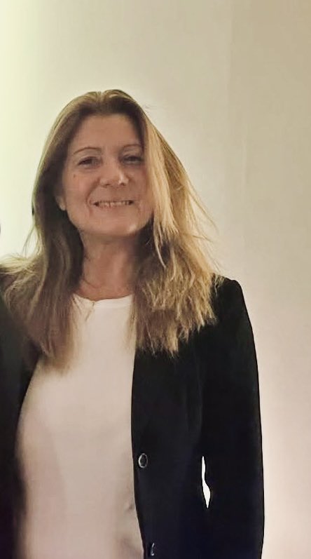 NegrierIsabelle's tweet photo. RV lundi 13 Avril sur @franceinfo  pour le DIRECT pour décrypter les enjeux européens de l élection hongroise ! 
@Europa_Nova https://t.co/PkrDg6YB0F