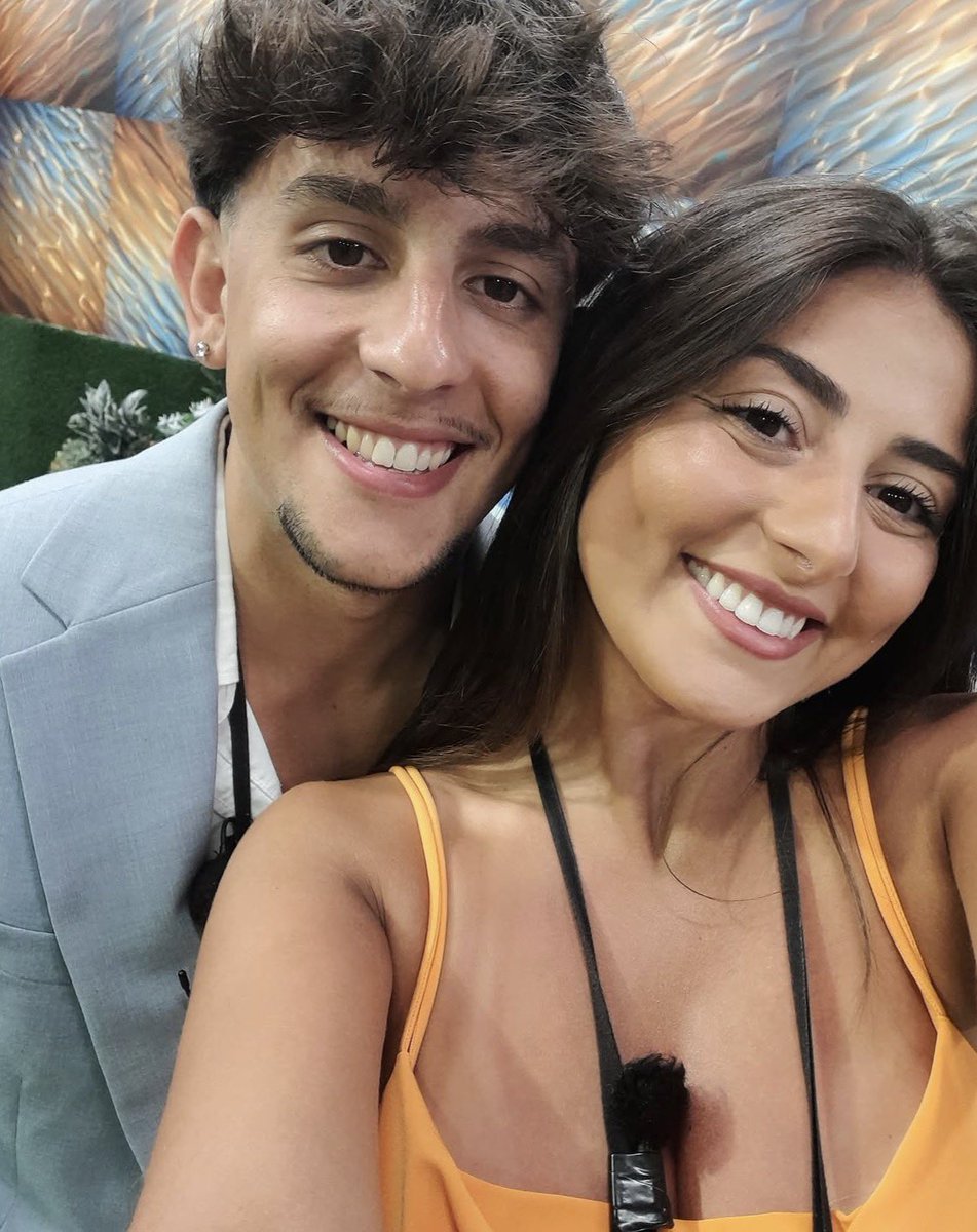randomxall's tweet photo. POSSO FALAR? 🫢 

eu vejo semelhanças rs 

@lisaschincas @igorRodriguezzz 

#sstvi https://t.co/I803K2HeDz