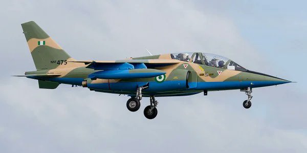 lagostelevision's tweet image. Over 30 Feared Dead as Airstrike Hits Borno–Yobe Border Market

#Borno #Yobe #Nigeria #Airstrike #NigerianAirForce #BreakingNews #Security #Insurgency #NorthEastNigeria #Tragedy
lagostelevision.com/2026/04/12/ove…