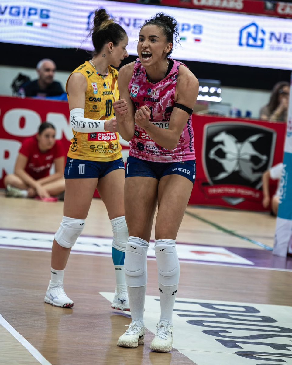 N𝒂𝒍𝒖. tweet media