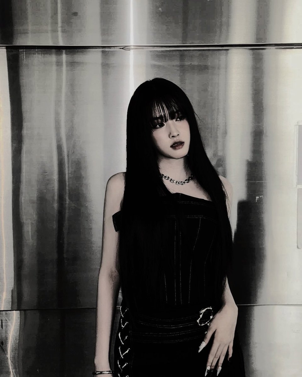 ‍ ‍* ‍ 𝐼rena. ‍ 🎬 tweet media