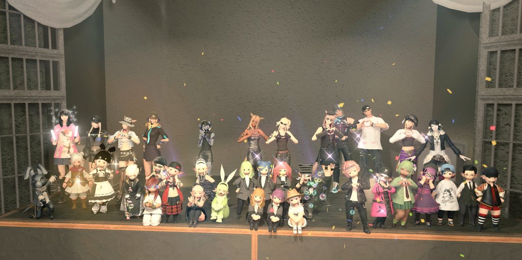 昨日はお友達に誘われて #ごごのかなで に行ってきました🎶
ゲストは #ごごのかなで に行ってきたのじゃ〜🎶
ドレスコードはRockと言うことでお忍びロッカー風にしたのじゃが、ピンクに染色したら逆に…🤣
ゲストは #大三元ららふぇるず  さん！どの曲も素敵すぎて、お腹いっぱいなのじゃ〜😆
#FF14