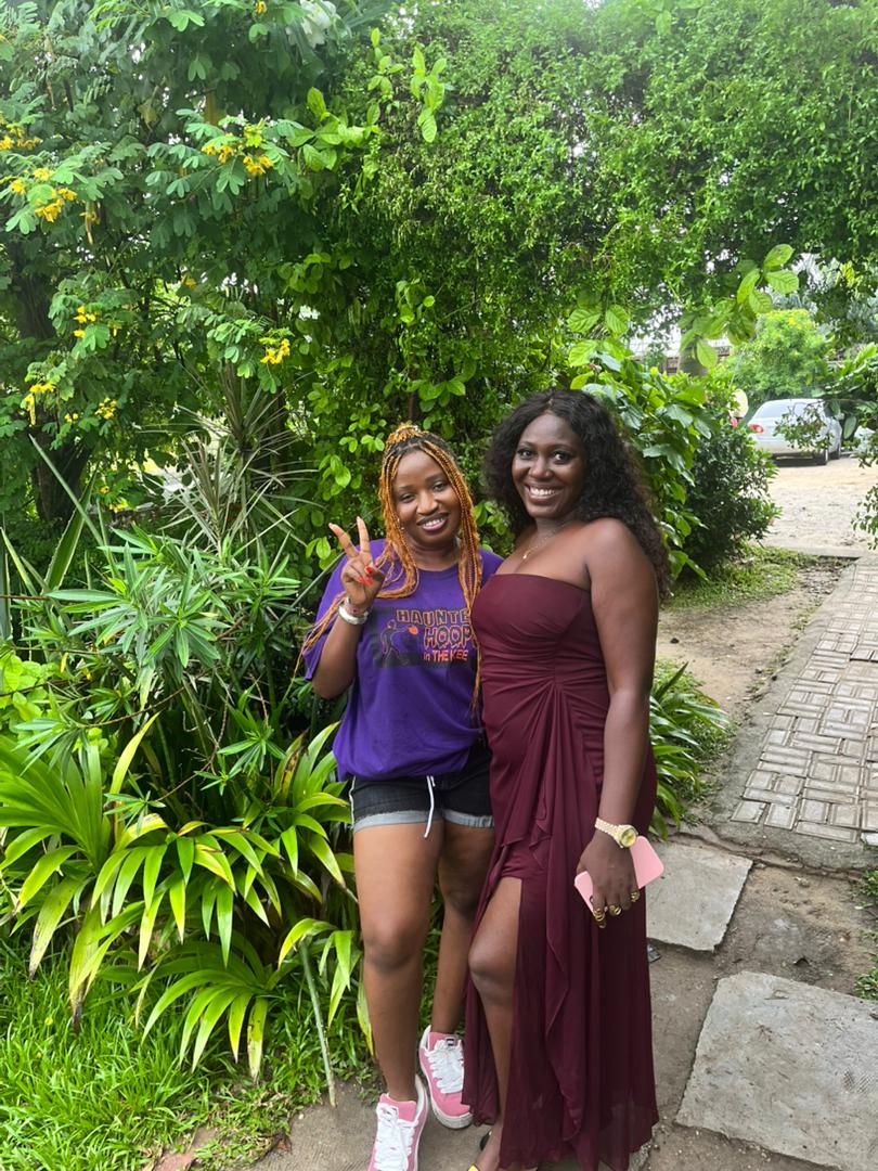 Annie | XORA Co. (Perfumes • Fashion Items) tweet media