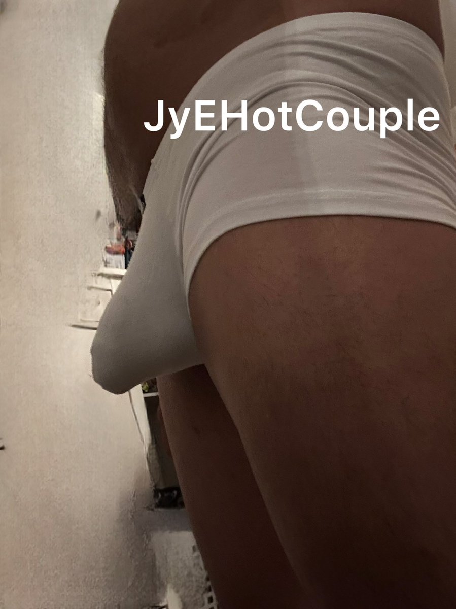 JyEHotCouple tweet media