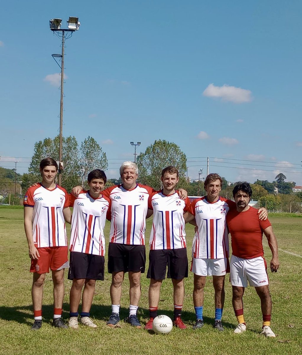 CuencaGAA's tweet photo. #fútbolgaélico 🏐☘️ Hoy domingo ☀️ se jugó en San Isidro, Bs. As. 🇦🇷 la Copa Río de la Plata 🏆 XI edición entre Bulfin, @CASI_OK @SanIsidroGAA y @exlabarden que se coronó 🥇 Hubo exhibición del equipo de damas y un gran tercer tiempo🌳
Cuenca del Plata GAA
#unidosenelencuentro https://t.co/wuf669duQh