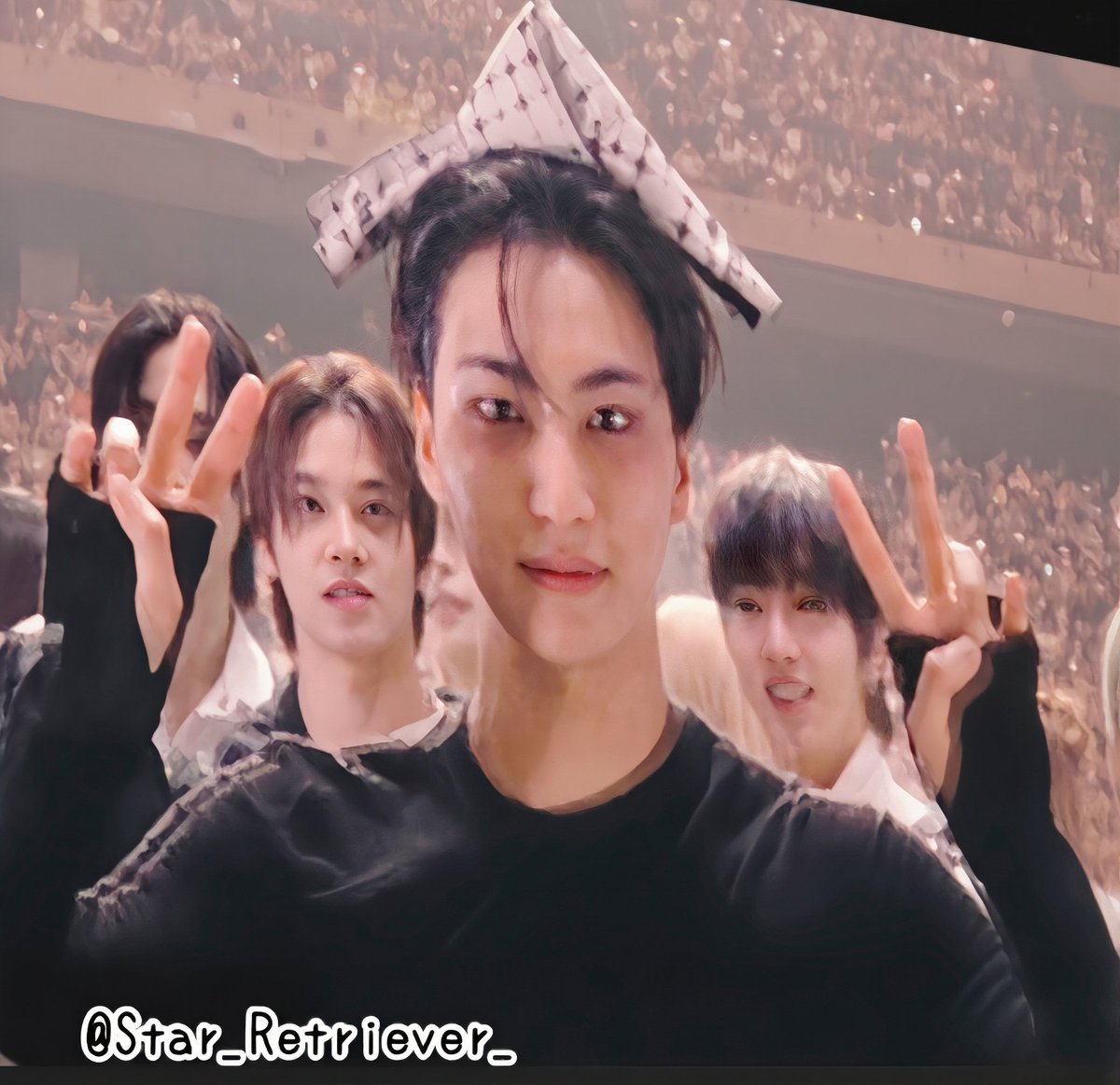 Light_Retriver tweet media