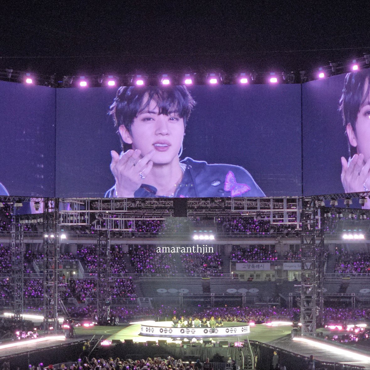 nik 🍬 tweet media