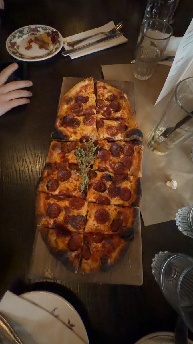 Chris🌏 tweet media