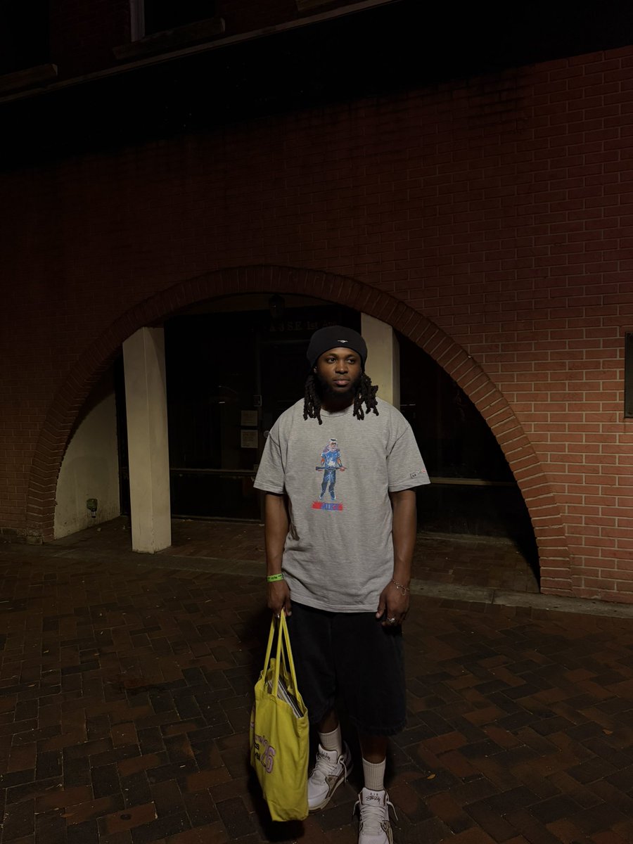 itf rhinestone cowboy tweet media