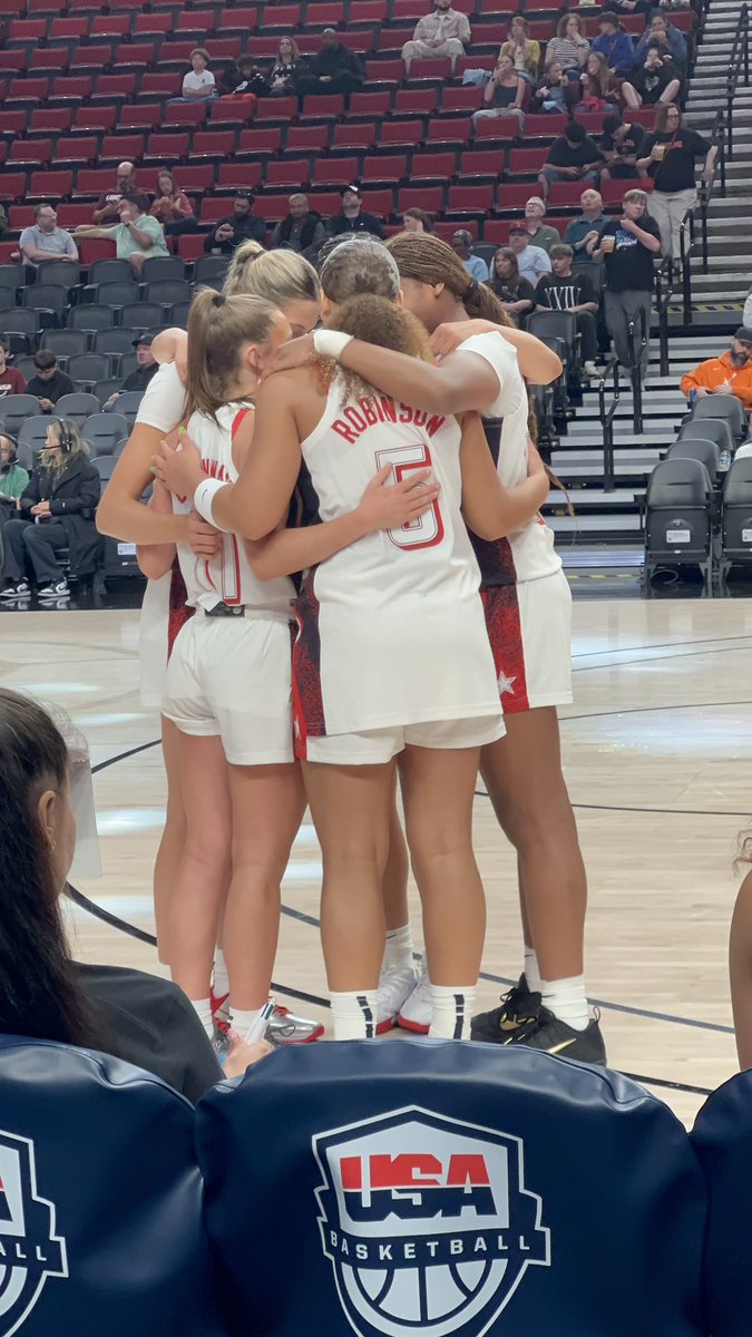 LegionGHoops tweet media